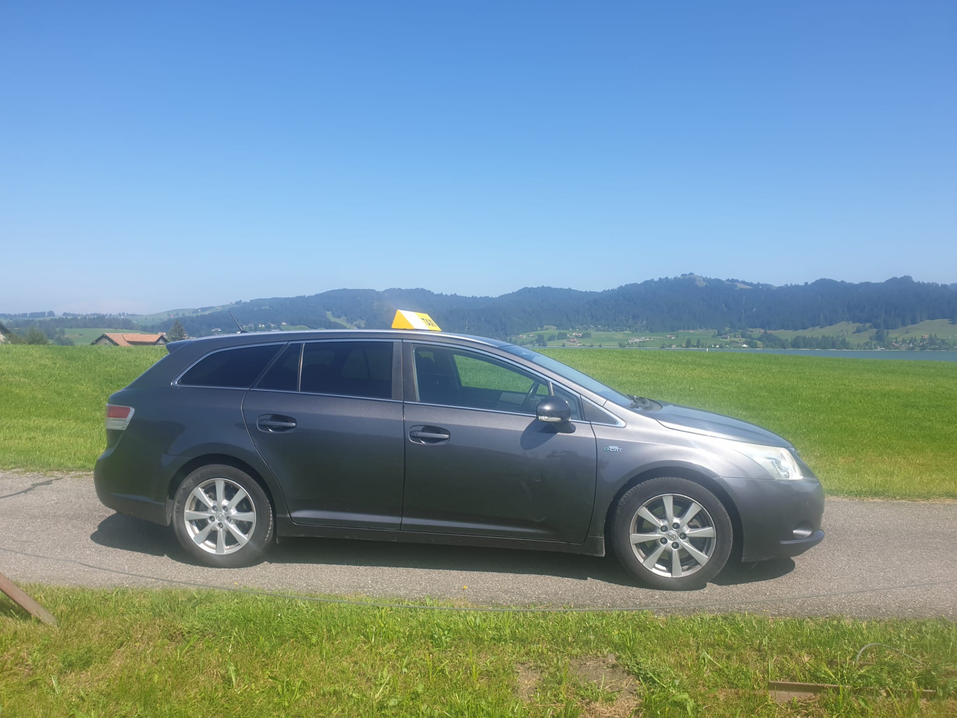 Taxi Nazari Einsiedeln Auto